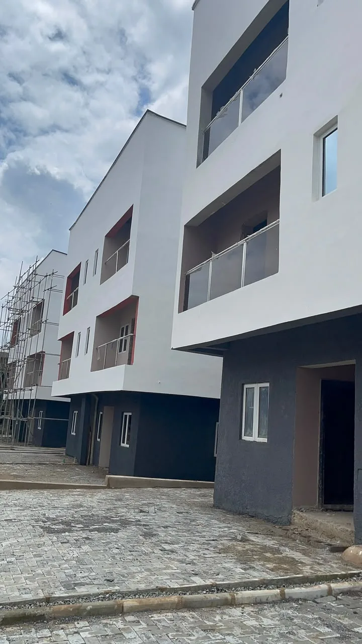 5-Bedroom Shell Unit Duplex by Prince and Princess Estate, Kaura - Call 09133859089